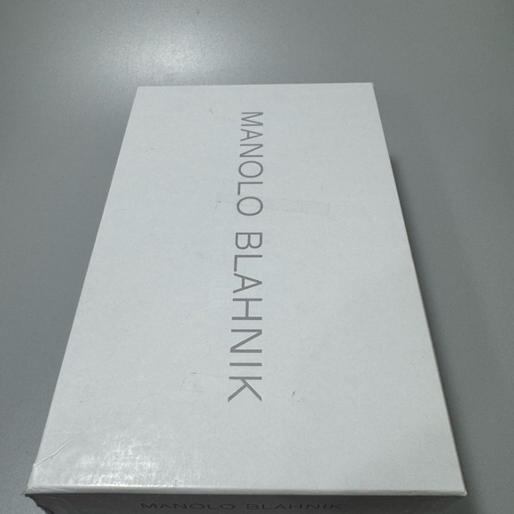 Manolo Blahnik Hangisi Pumps Heels White Women’s EU 39/US 9 - Picture 8 of 8